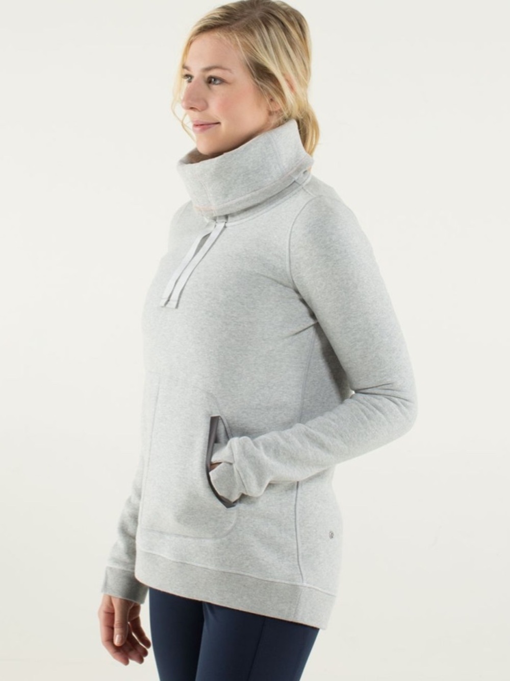 Lululemon Avenue Pullover Heathered Light Grey / Soot Light size 8/1 fit
